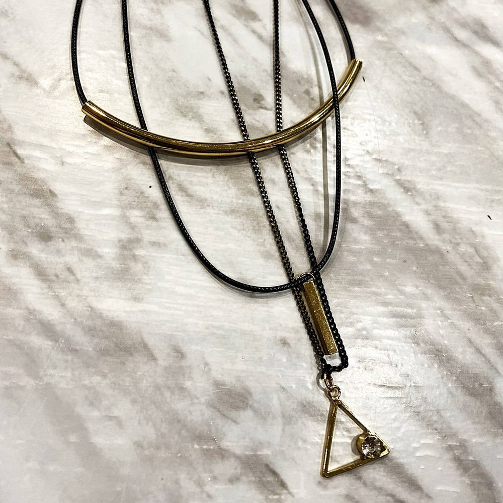 Modern neckless